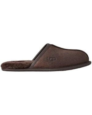 UGG Round Toe Logo Embossed Slippers - Brown