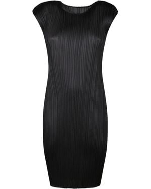 Issey Miyake Round Neckline Sleeveless Dress - Black