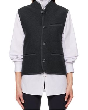 Rier Buttoned Gilet - Black