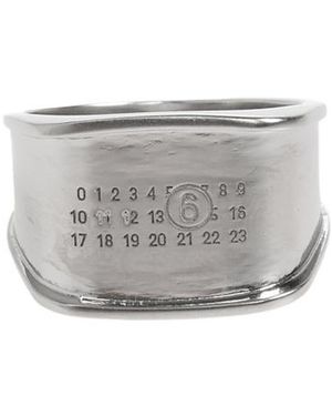 MM6 by Maison Margiela Engraved Signet Ring - Grey