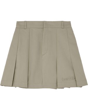 McQueen Pleated Shorts - Natural