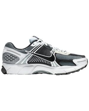 Nike Mesh Panel Running Shoes - Gray