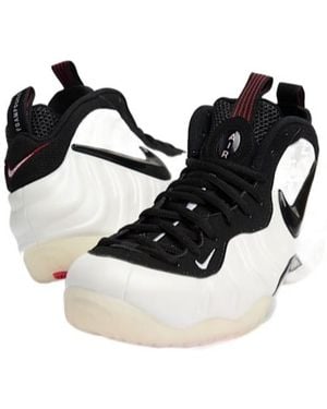 Nike Air Foamposite Pro Trainers - Black