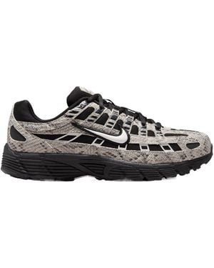 Nike Chunky Retrostyle Sneakers - Black