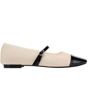 Repetto Georgiana Buckle-Fastening Cap-Toe Ballet Flats - Natural