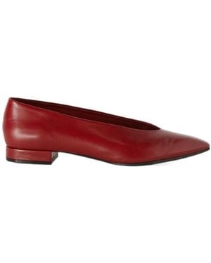 Loro Piana Rebecca Pointed Flat Shoes - Red