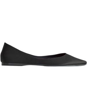 Saint Laurent Round Toe Ballet Shoes - Black