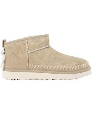 UGG Classic Ultra Mini Biarritz Boot - Natural