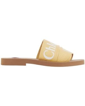 【関税&送料込】Chloe Cream Isla Slippers Chloé Cream Isla Slippers | italist