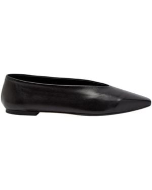 Aeyde Betty Leather Ballet Flats - Black