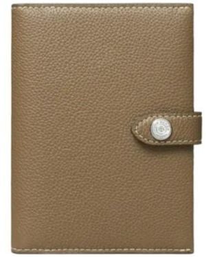 Tory Burch Snap Passport Holder - Natural