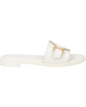 Chloé Minimalist Leather Slippers - White