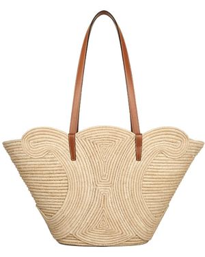 Celine Medium Supple Classic Panier in Natural | Lyst