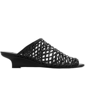 TOTEME Round-Toe Sandals - Black