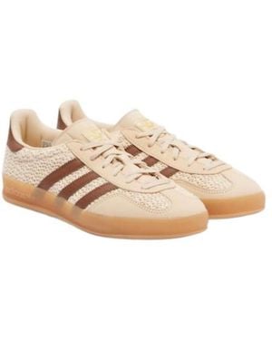 adidas Vintage Style Sneakers - Pink