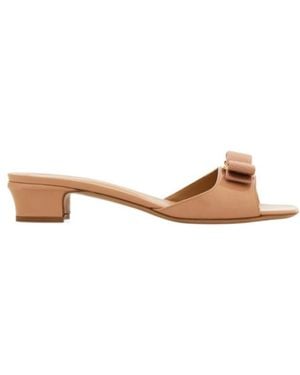 Ferragamo Ferragamo Vara Bow Slides - Natural