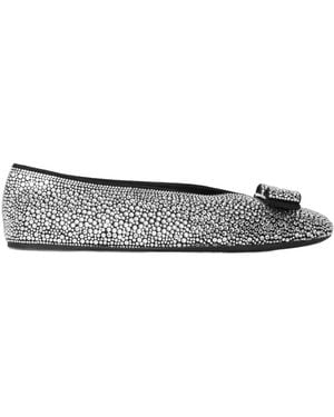 Ferragamo Logo Detail Ballet Flats - Gray