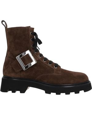 Roger Vivier Buckle-Fastening Round Toe Boots - Brown