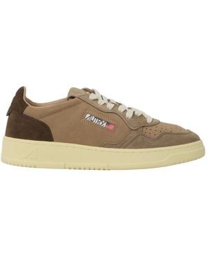 Autry Medalist Low Sneakers - Brown