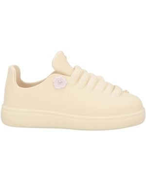 Burberry Round-Toe Low-Top Casual Shoes - Natural