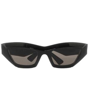 Bottega Veneta Eyewear	Cat-Eye Frame Sunglasses - White