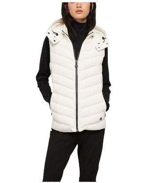 Moose Knuckles Hooded Quilted Gilet - White