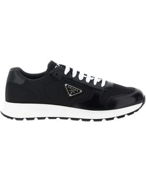 Prada Logo Plaque Low-Top Trainers - Black