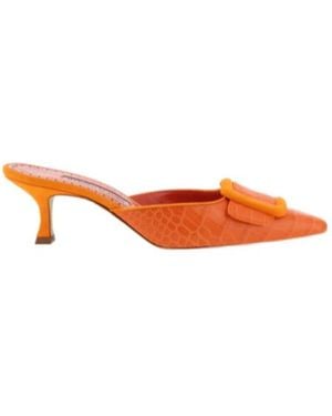 Manolo Blahnik Pointed Low-Heeled Shoes - Orange
