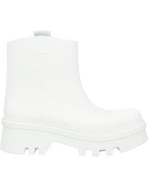 Chloé Solid Color Platform Boots - White