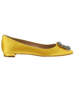 Manolo Blahnik Hangisi Embellished Satin Flats - Yellow