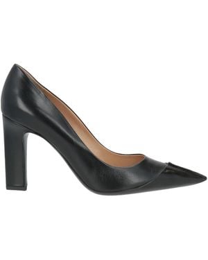 Chloé Leather Courts - Black
