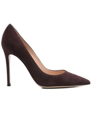 Gianvito Rossi Pointed-Toe Pumps - Brown