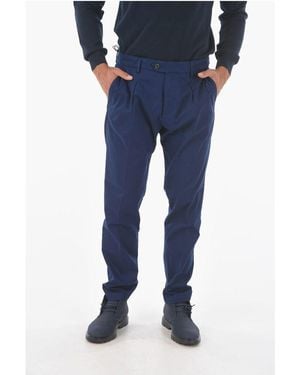 Cruna Single-Pleated Raval1P. L Smooth Fit Pants - Blue