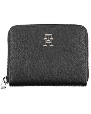 Tommy Hilfiger Sleek Polyethylene Wallet - Black
