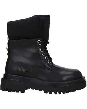 VERSACE JEANS COUTURE フラットショートブーツ Versace Jeans Coutureアウトレット：フラットショートブーツ