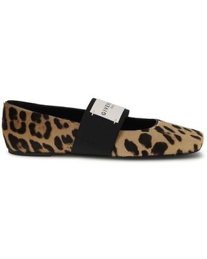 Givenchy Beige Calf Leather Bos Taurus Ballet Flats - Black