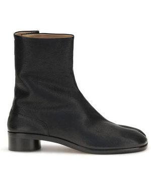 MM6 Black Calf Leather Bos Taurus Chelsea Men\'s Boots Maison Margiela Black Calf Leather Bos Taurus Boots for Men  main image 2