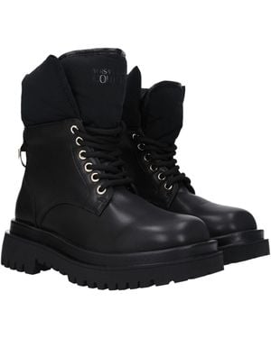【VERSACE JEANS】CoutureAnkleBoots With 85Mm Heel And Iconic 71UE7geZ4KL._UY350_.jpg