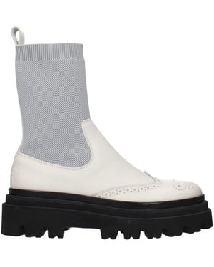 Eleventy Grey Leather Chelsea Boots