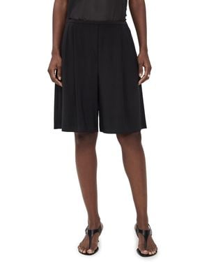 Norma Kamali Pleat Bermuda Shorts - Black