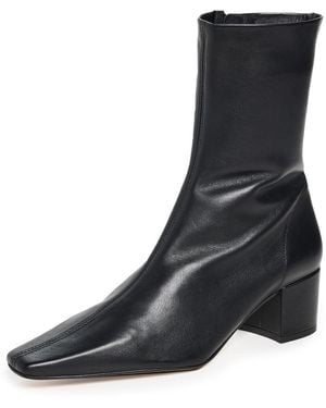 INTENTIONALLY ______ Carlton Booties - Black