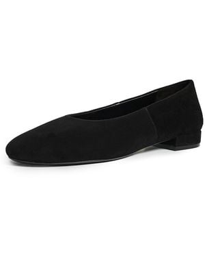 Stuart Weitzman Lenny Flats - Black