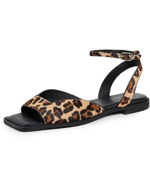 INTENTIONALLY ______ Dive Sandals - Black