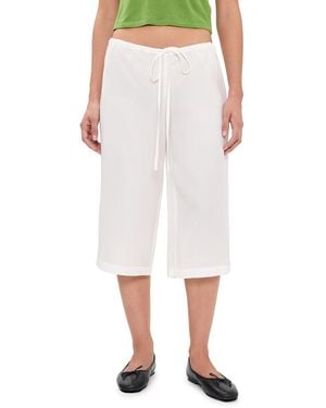 With Jean Arden Capri Pants - White