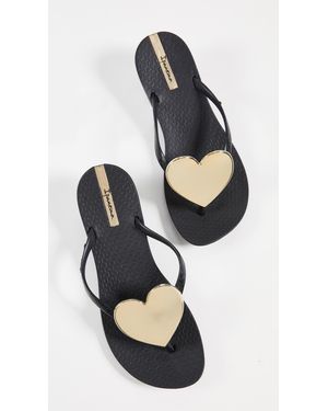 Ipanema Wave Heart Flip Flops - Black