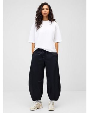 Nike Black Canvas Barrel - White