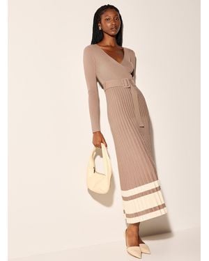 Icône Belted Crossover Knit Dress - Natural