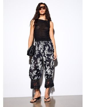 Icône Velvet Floral Bloomer Pant - Black