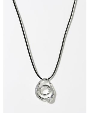 Pilgrim Spiral - White