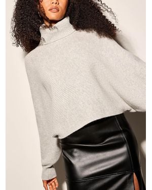 Icône Batwing Sleeves Cropped Turtleneck Sweater - Black